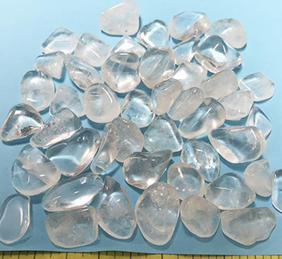 QUARTZ Clear (18-25mm) medium polished stones,   1/2 lb bulk -  HAND SORTED