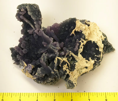 Agate GRAPE specimen - beautiful and rare purple grape agate      Lot J